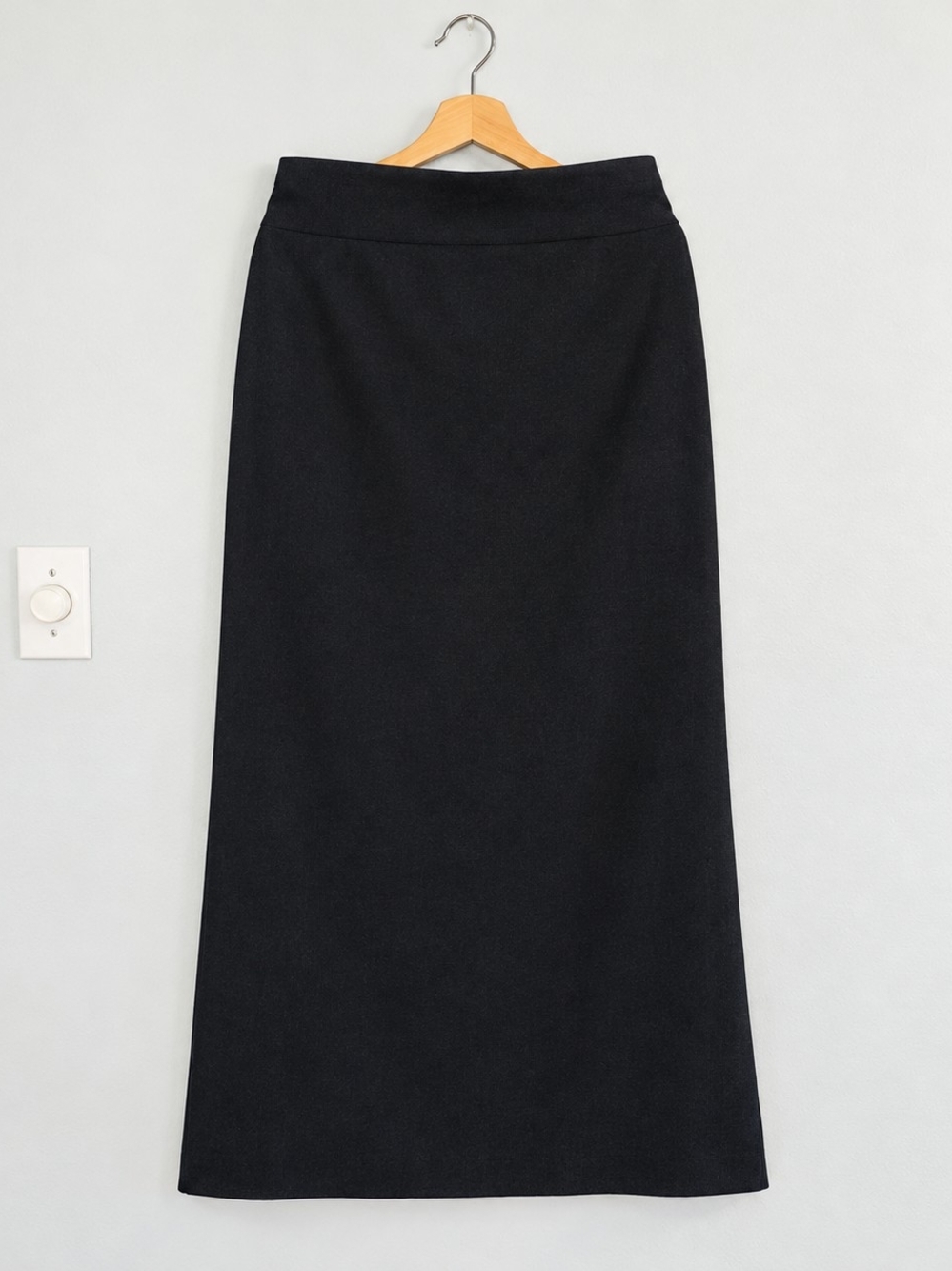 LOUBEN For J.Michaels Pure Wool Black Maxi Skirt - Straight Silhouette Sz 10